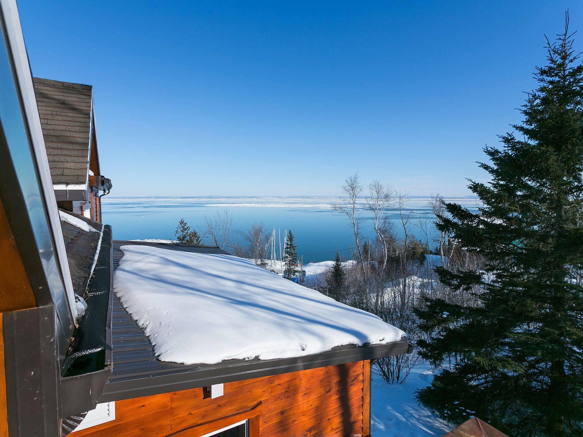 Auberge Des Eaux Vives La Malbaie Exterior photo