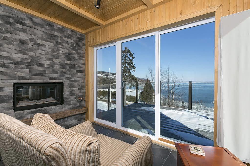 Auberge Des Eaux Vives La Malbaie Exterior photo